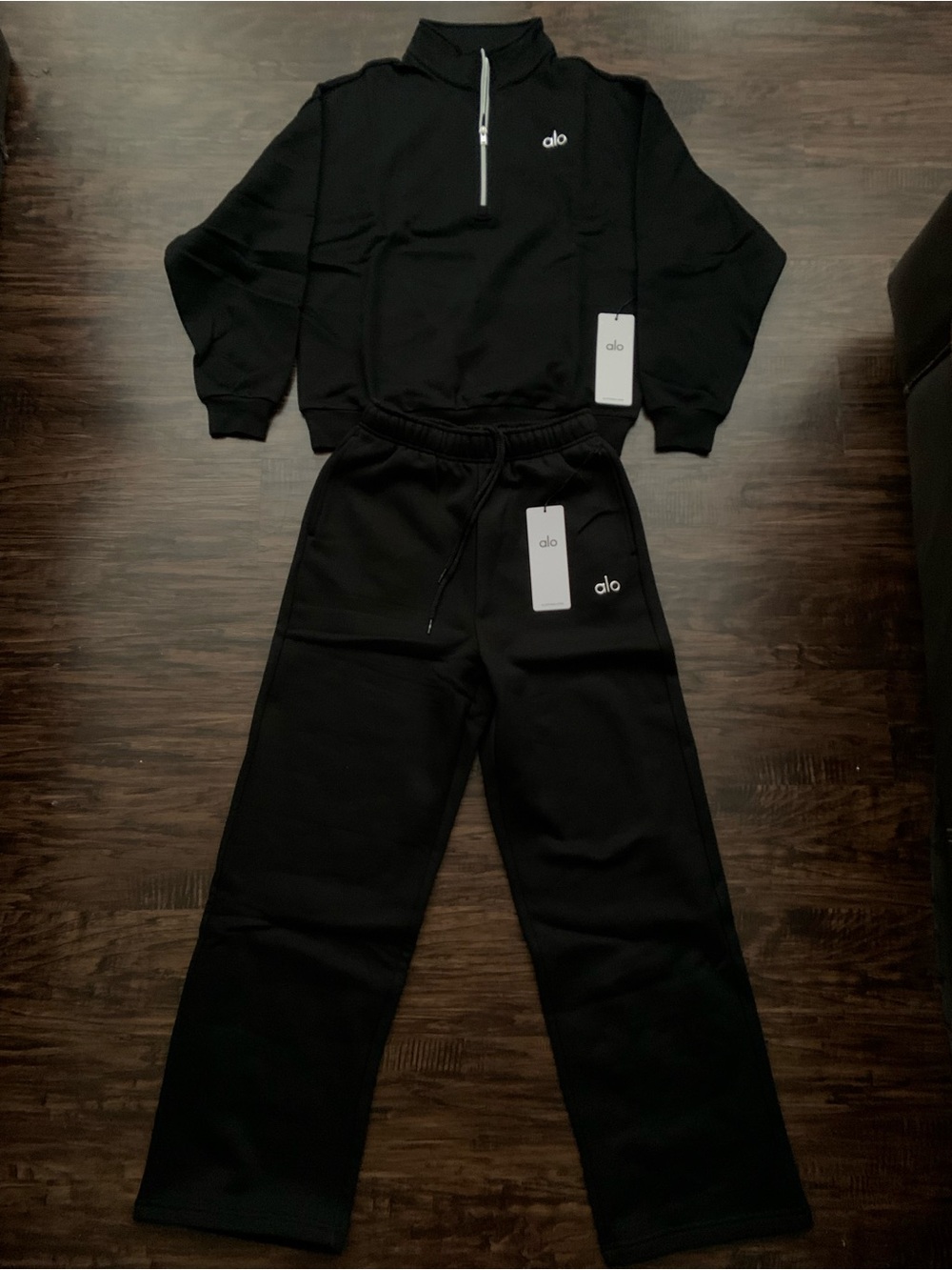 Alo Yoga Accolade Black Quarter Zip Pullover and Sweatpants Set - NWT - Size S